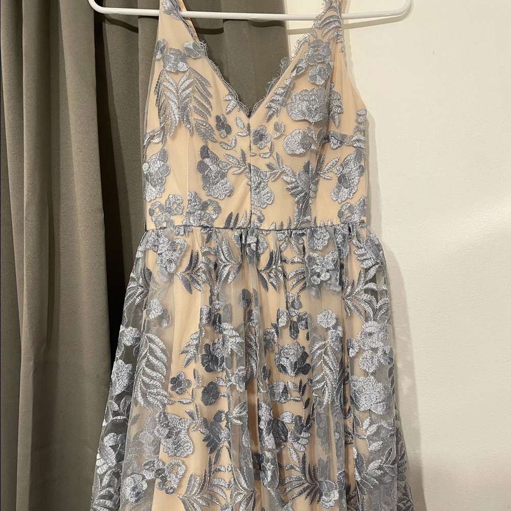 PROM DRESS - Picture 4 of 6